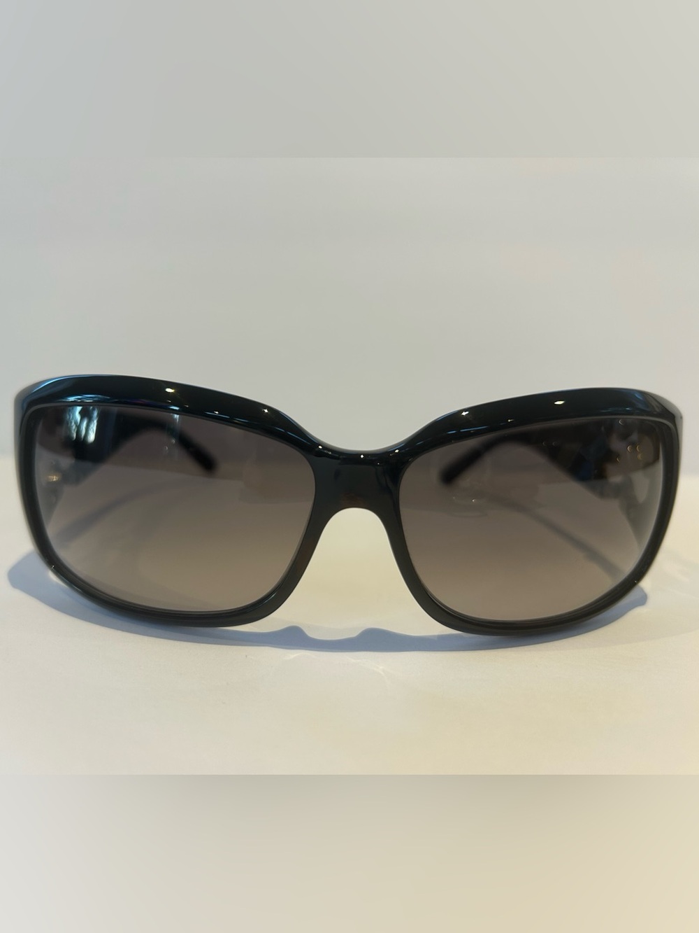 Escada Black Women's Sunglasses with diamond EE metal logos on both side temples